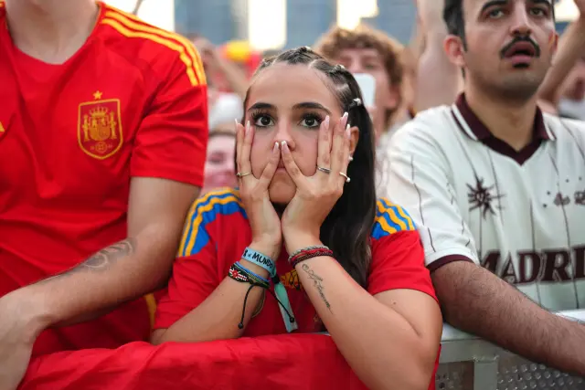 Aficionada de España vive con tensión la final del Mundial